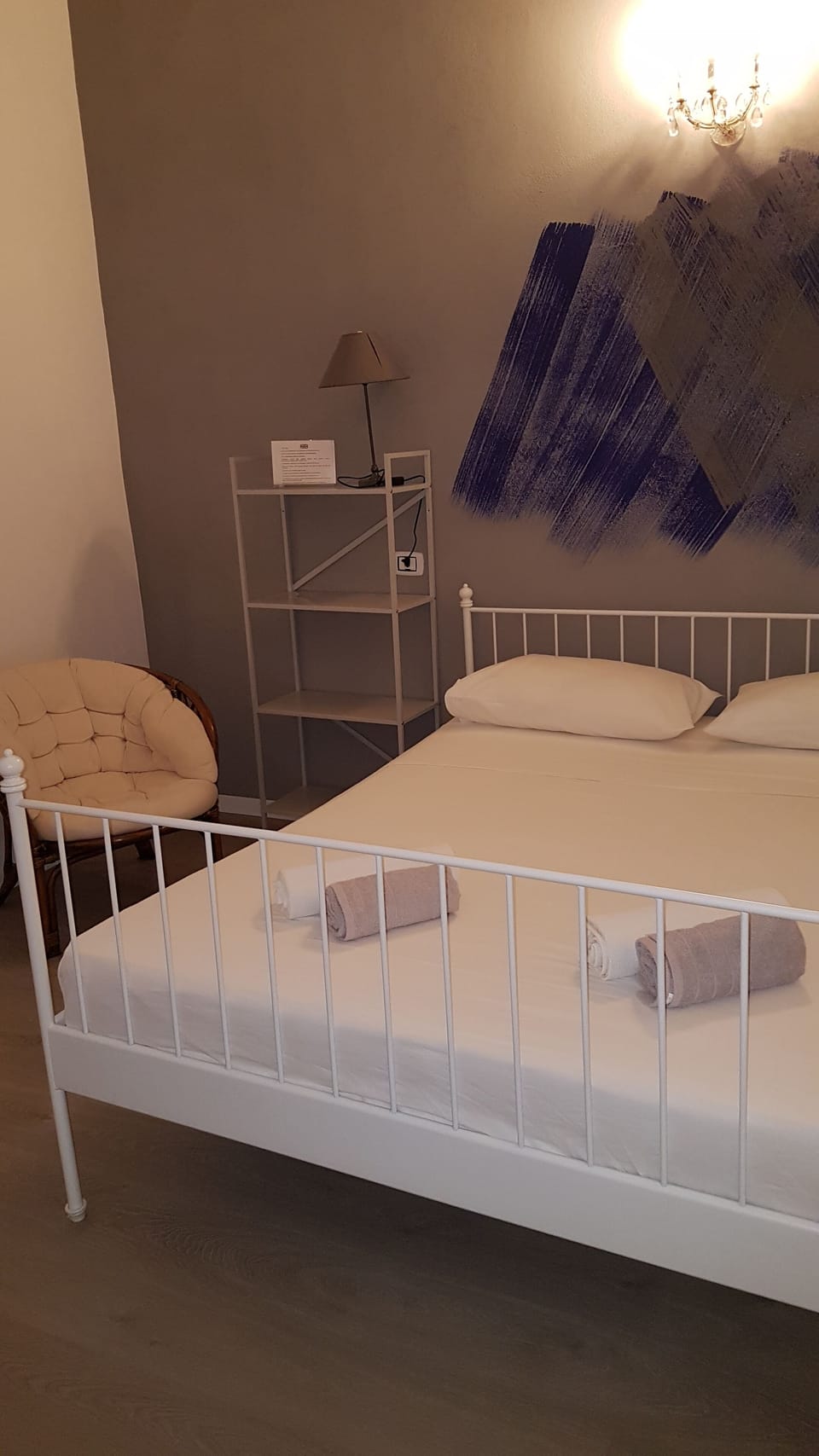 Classic Double Room | Soundproofing, free WiFi, bed sheets