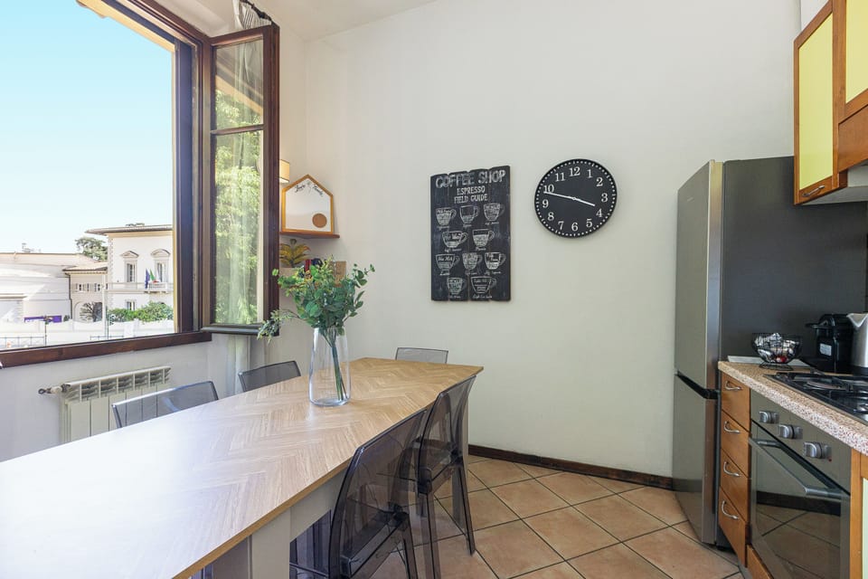 Apartment, 3 Bedrooms | Private kitchen | Full-size fridge, oven, coffee/tea maker, electric kettle