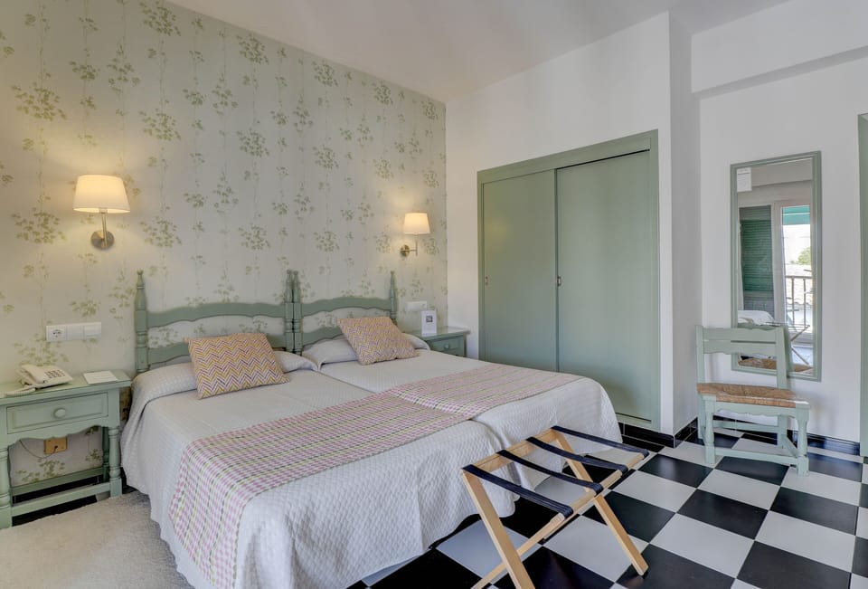 In-room safe, blackout drapes, iron/ironing board