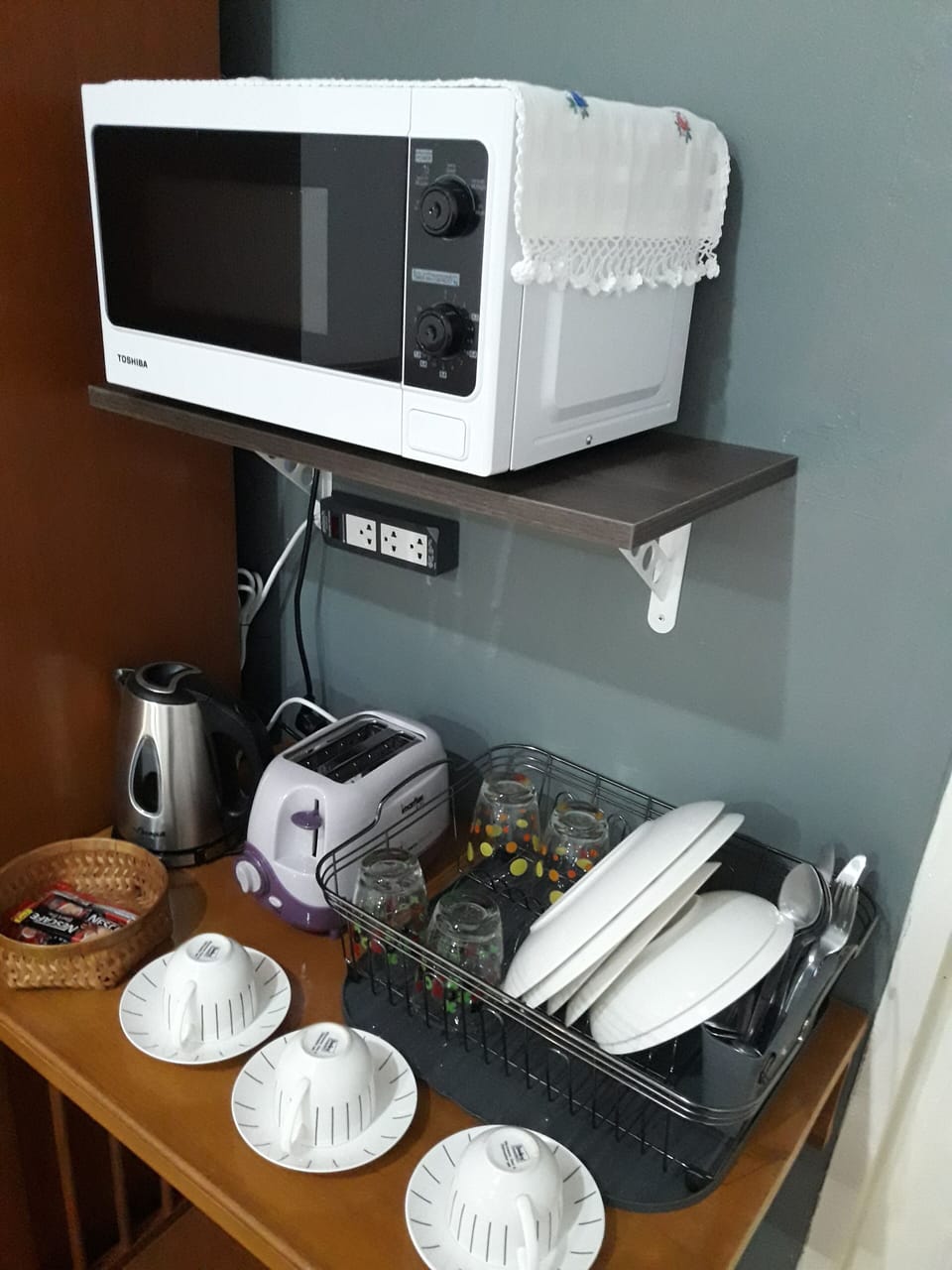 Family Quadruple Room | In-room safe, blackout drapes, free WiFi, bed sheets