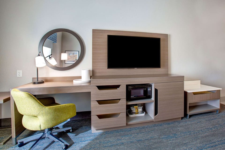 Room, 1 King Bed, Accessible (Roll-In Shower, Mobility & Hearing) | In-room safe, desk, iron/ironing board, WiFi (free)