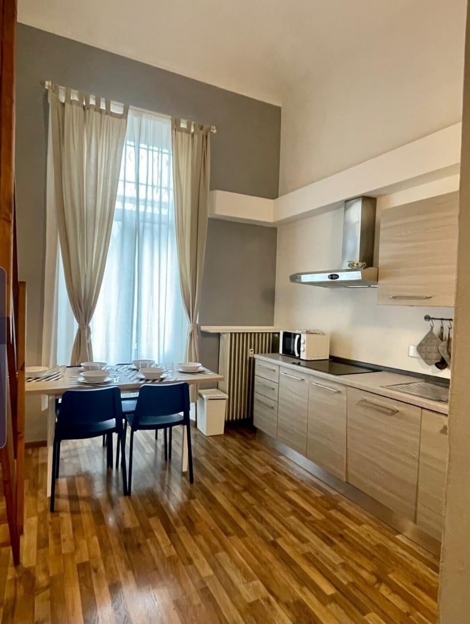 Apartment, 1 Bedroom | Private kitchen | Full-size fridge, microwave, stovetop, dishwasher