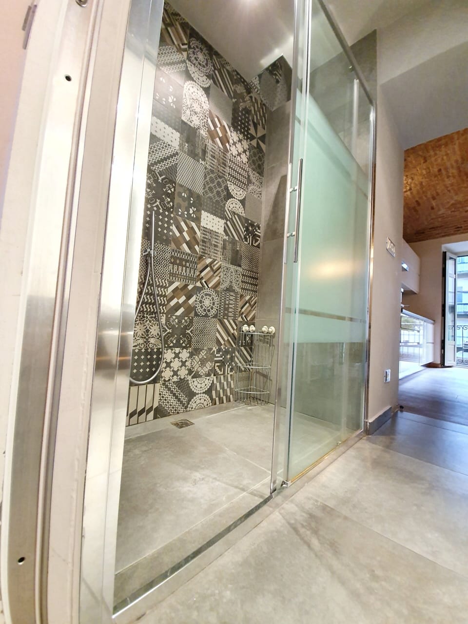 Apartment, 2 Bedrooms | Bathroom shower