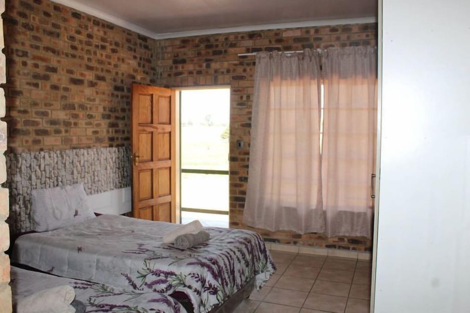 Basic Double Room | Individually furnished, bed sheets