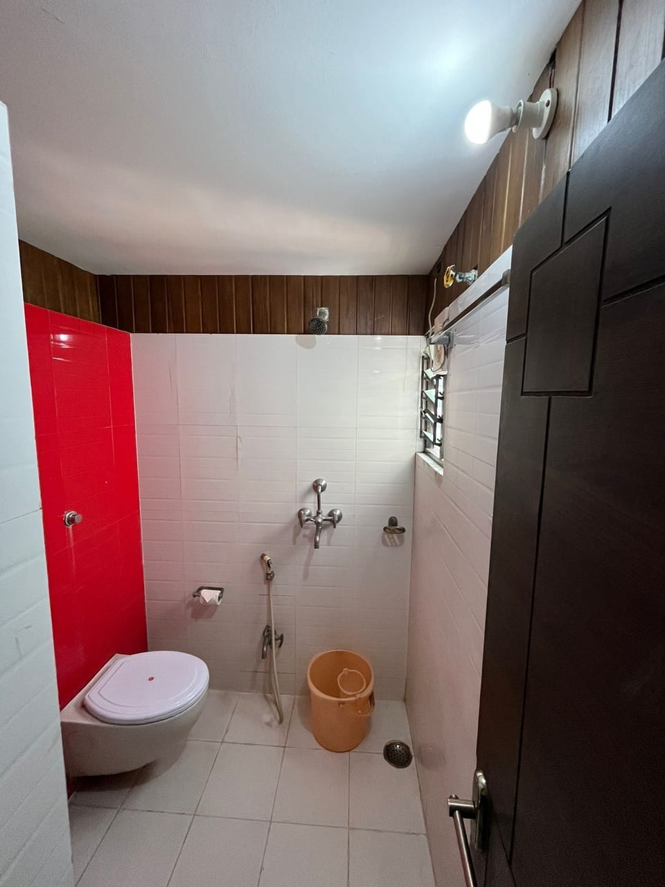Superior Double Room | Bathroom | Shower, towels