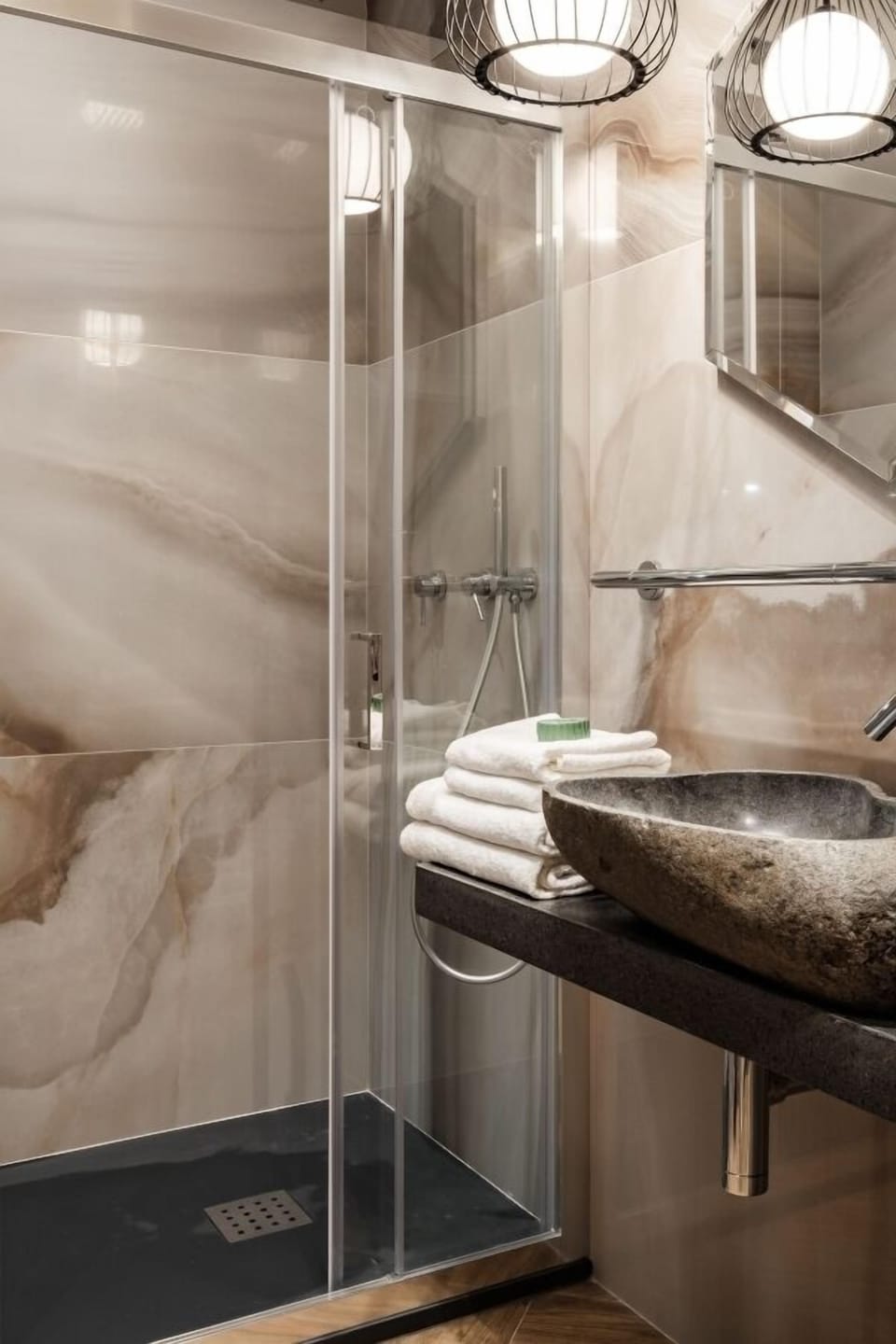 Shower, free toiletries, hair dryer, bathrobes