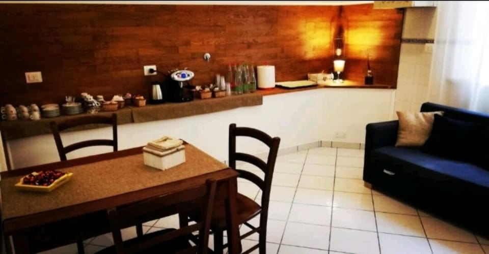 Free daily local cuisine breakfast