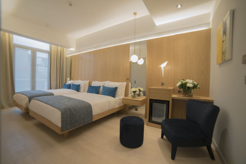 Premium bedding, minibar, in-room safe, blackout drapes