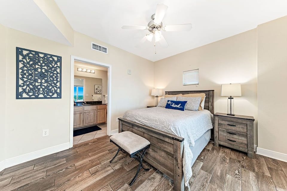 Condo, 2 Bedrooms, Balcony, Beach View (1509) | 2 bedrooms, WiFi (free), individually decorated, individually furnished