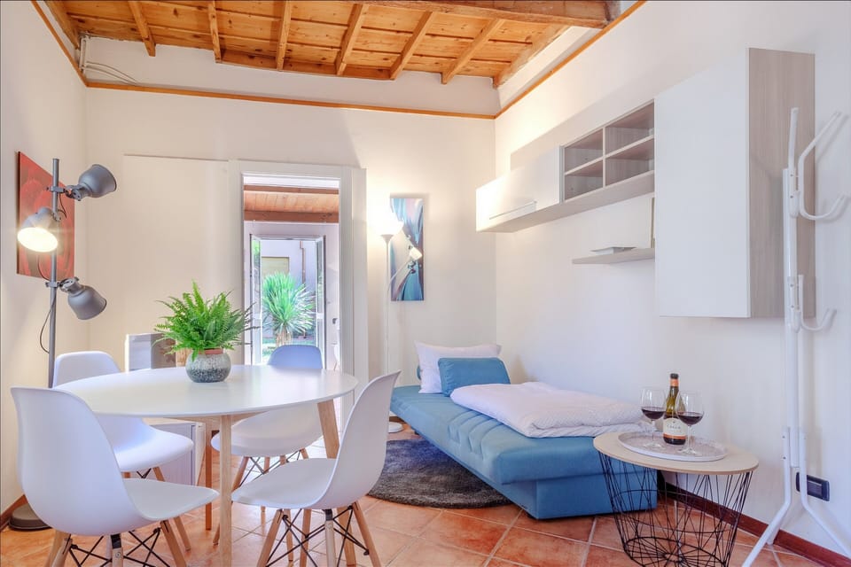 Apartment, 2 Bedrooms | Private kitchen | Coffee/tea maker, fridge, microwave, oven