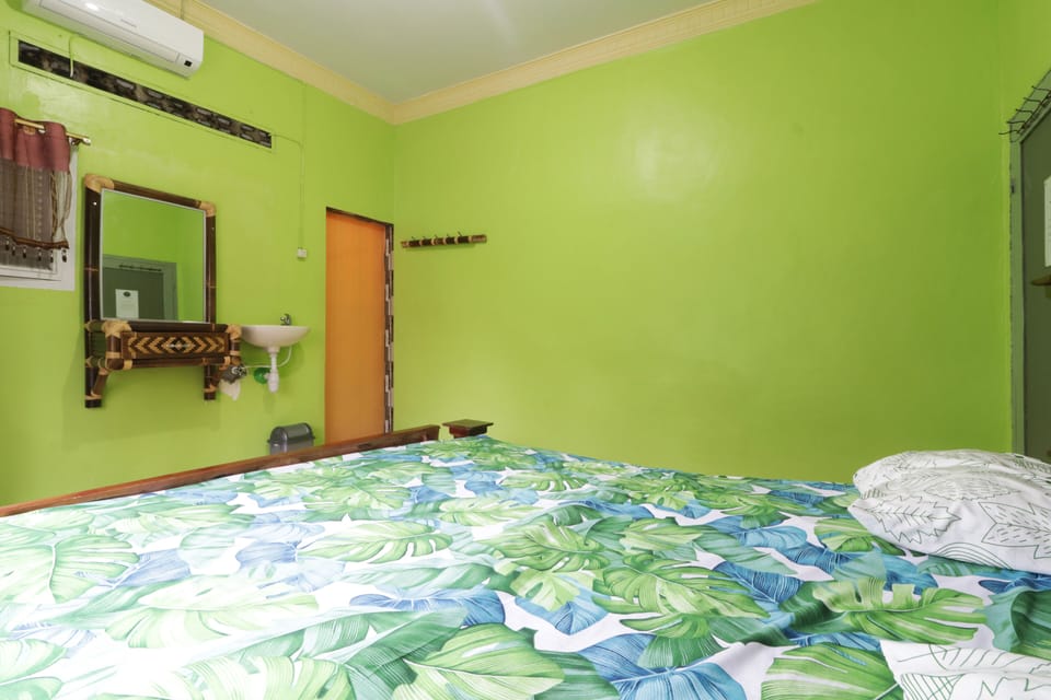Deluxe Room | WiFi (free), bed sheets
