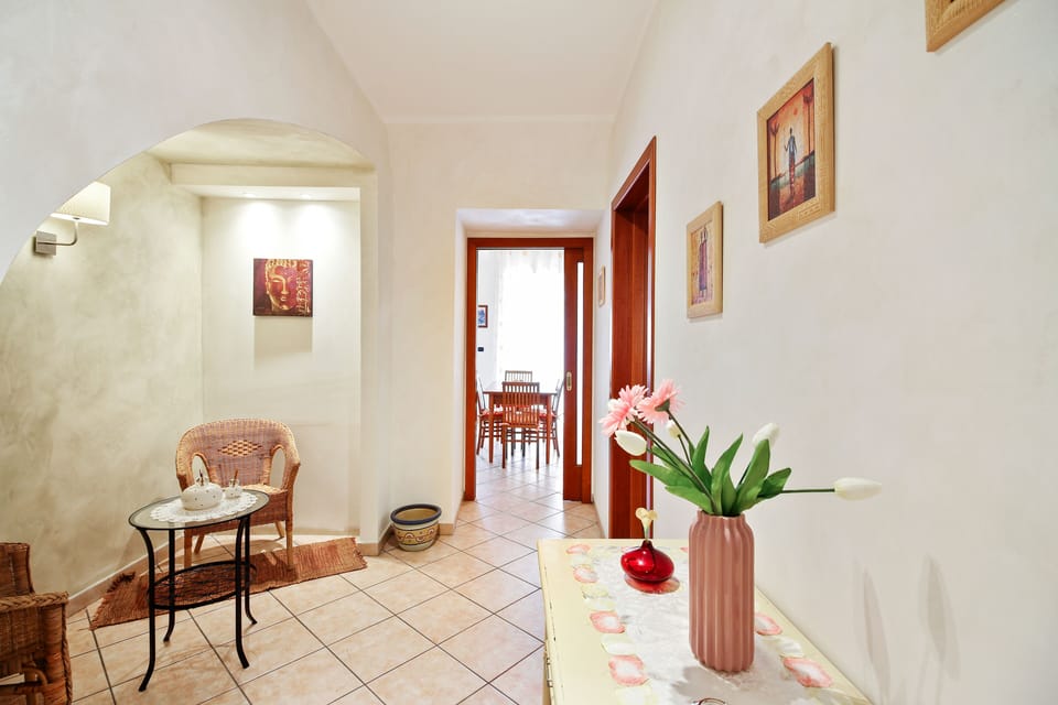 Apartment, 2 Bedrooms | Room amenity