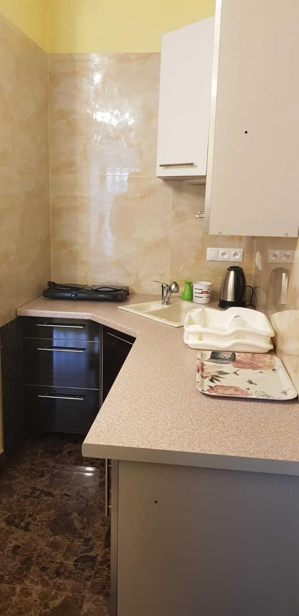 Deluxe Apartment | Private kitchenette