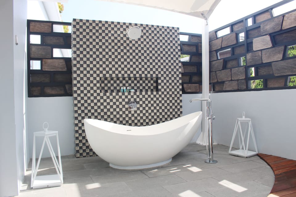 aloft, Loft, 1 King Bed | Deep soaking bathtub