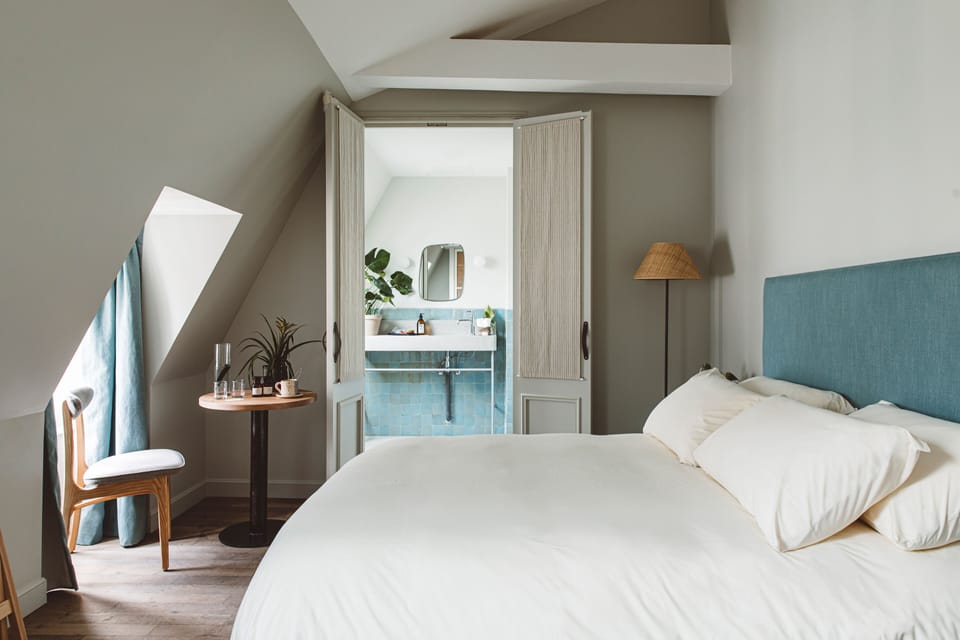 Superior Room, 1 Queen Bed (Retreat Hoy) | Free WiFi, bed sheets