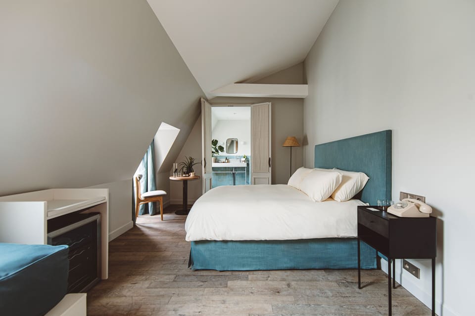 Superior Room, 1 Queen Bed (Retreat Hoy) | Free WiFi, bed sheets