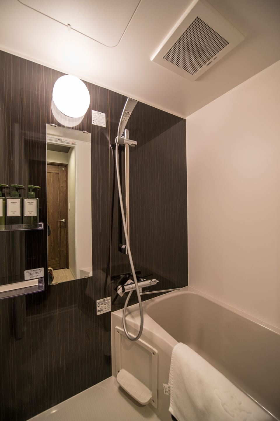 Deluxe Twin Room | Desk, free WiFi, bed sheets
