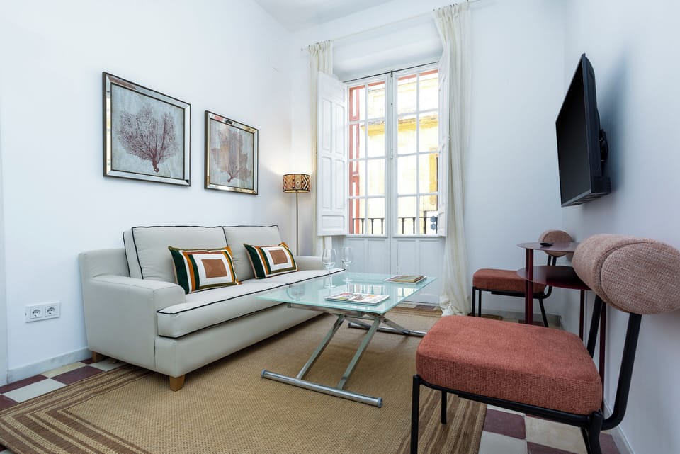 Apartment (2 Bedrooms) | Living area | 32-inch TV with cable channels