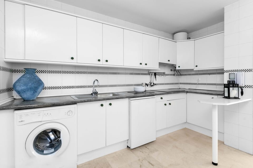Apartment (1 Bedroom) | Private kitchen | Full-size fridge, microwave, espresso maker, coffee/tea maker