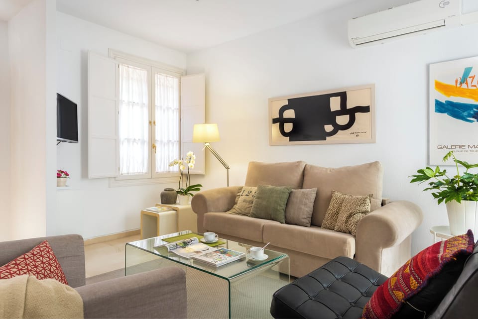 Genteel Home Conde de Ibarra Apartment in Seville