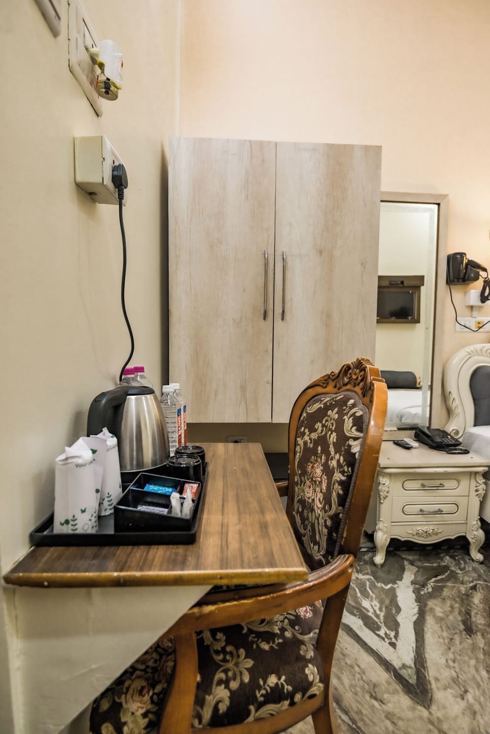 Economy Double Room | Living area