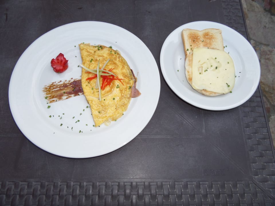 Daily cooked-to-order breakfast for a fee