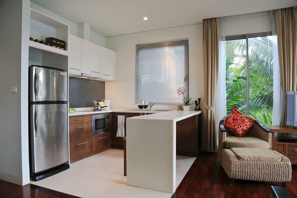 Kata gardens luxury 2bedroom 4B | Private kitchen | Full-size fridge, microwave, stovetop, coffee/tea maker