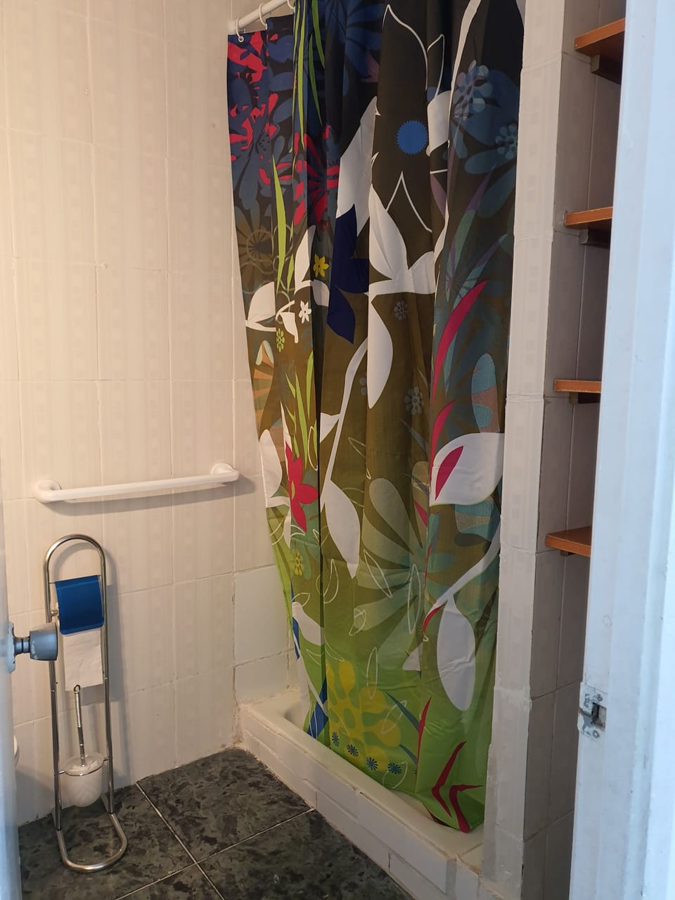 Twin Room, Shared Bathroom | Bathroom shower