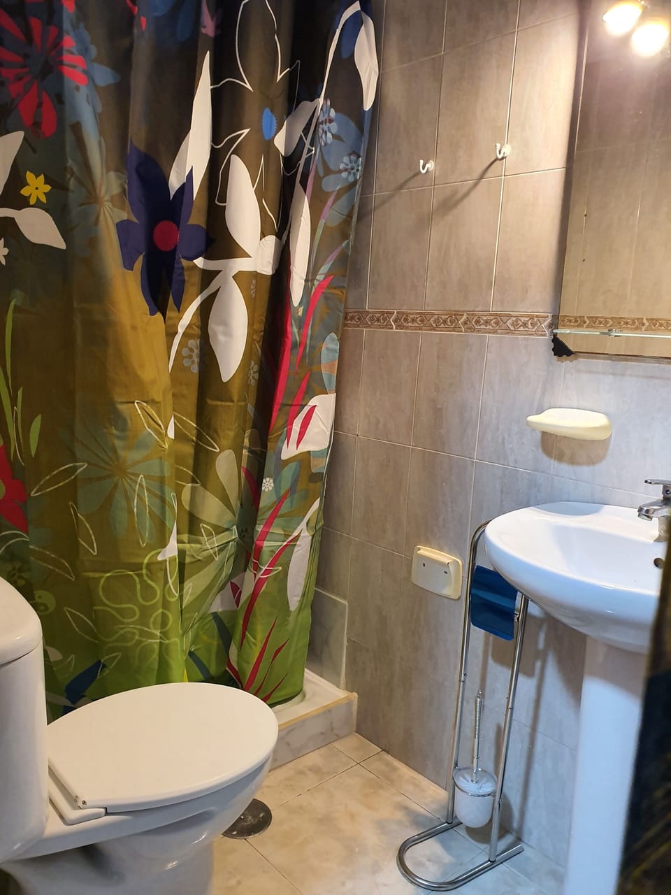 Twin Room, Shared Bathroom | Bathroom | Shower, towels