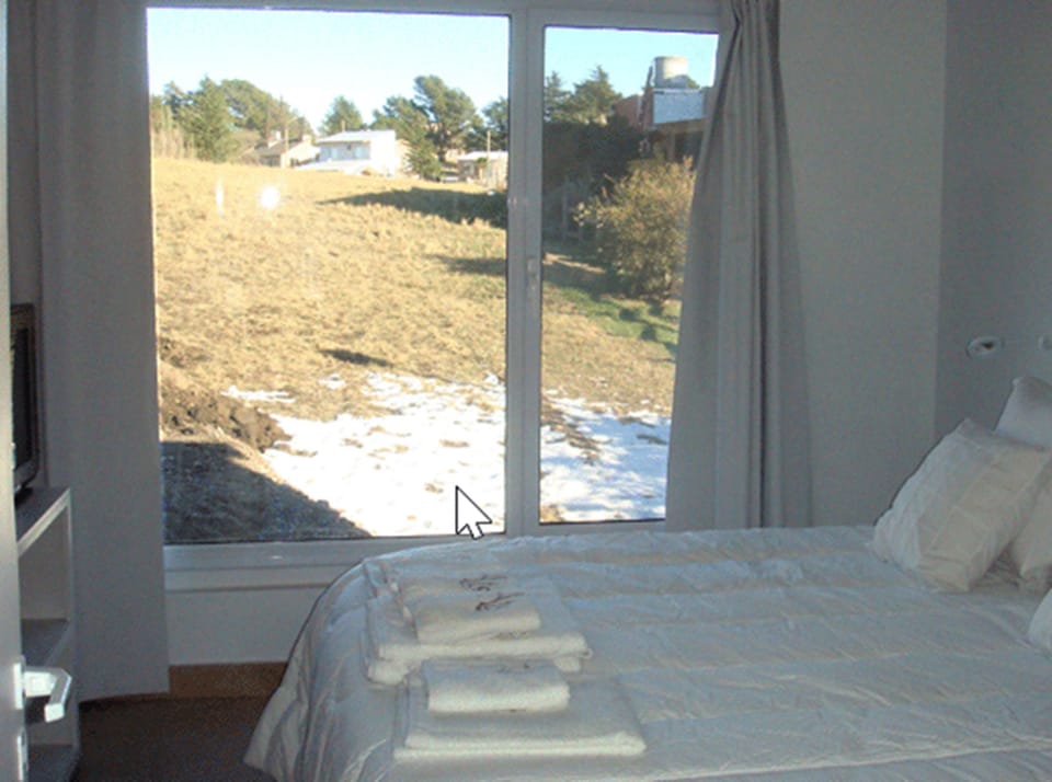 Comfort Apartment, 4 Bedrooms | 1 bedroom, premium bedding, pillowtop beds, in-room safe