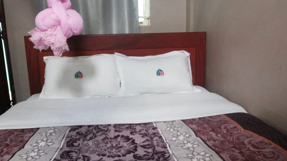 Deluxe Double Room | Soundproofing, free WiFi, bed sheets