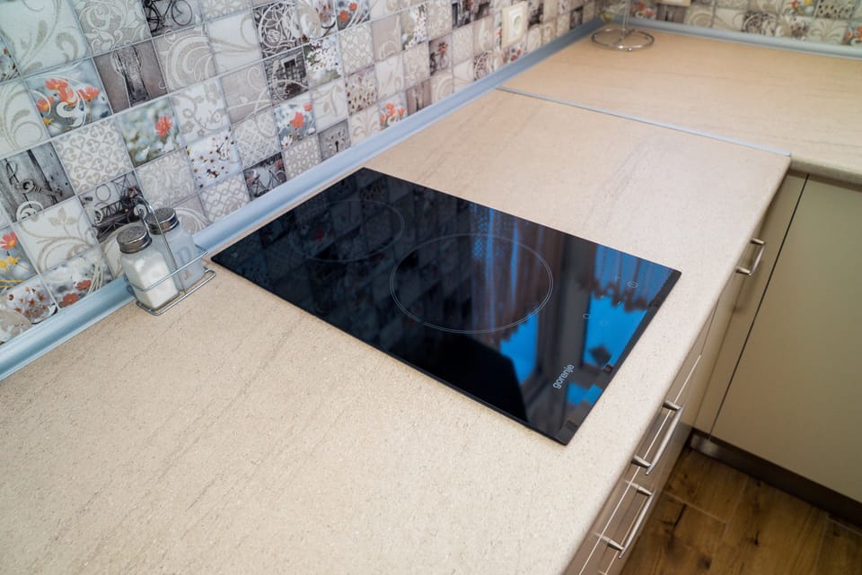 Luxury Apartment | Private kitchen | Fridge, microwave, oven, coffee/tea maker