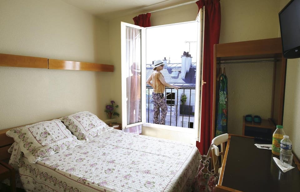Double Room | Desk, free WiFi