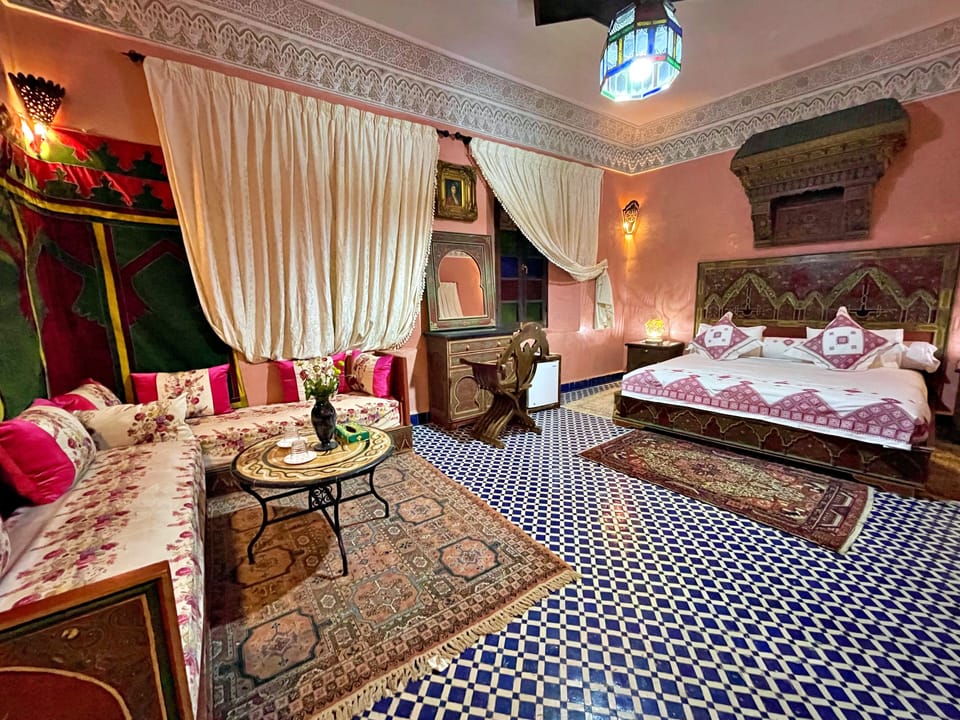 Royal Suite Juliet | Premium bedding, down comforters, Select Comfort beds