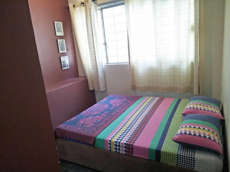 Double Room, Private Bathroom | Desk
