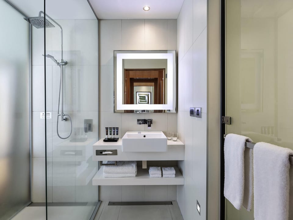 In-room safe, desk, blackout drapes, soundproofing
