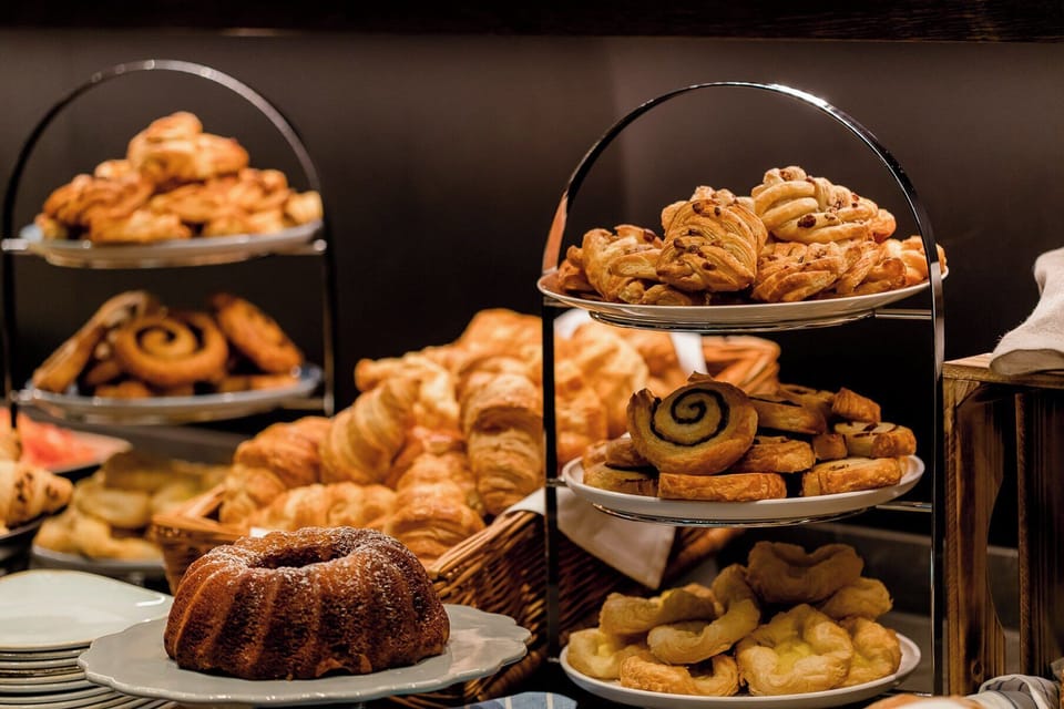 Daily continental breakfast for a fee