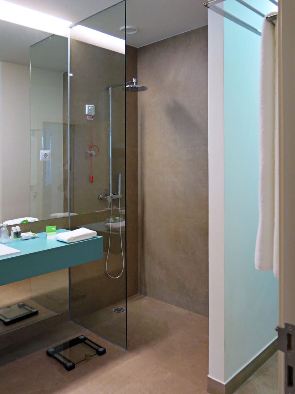 Free toiletries, hair dryer, towels