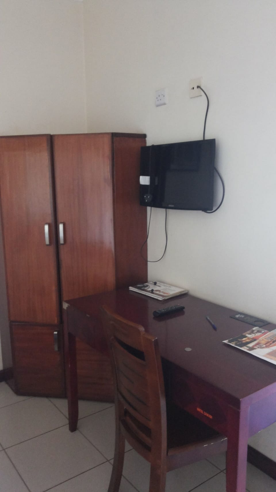 Suite | Desk, soundproofing, free WiFi, bed sheets