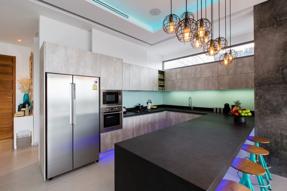Villa OMARI - 5bedroom with private pool | Private kitchen | Fridge, microwave, oven, stovetop