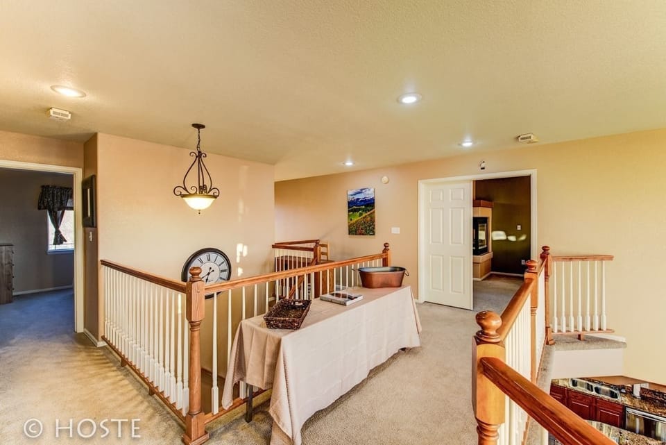 House (5 Bedrooms) | 5 bedrooms, premium bedding, down comforters, individually decorated