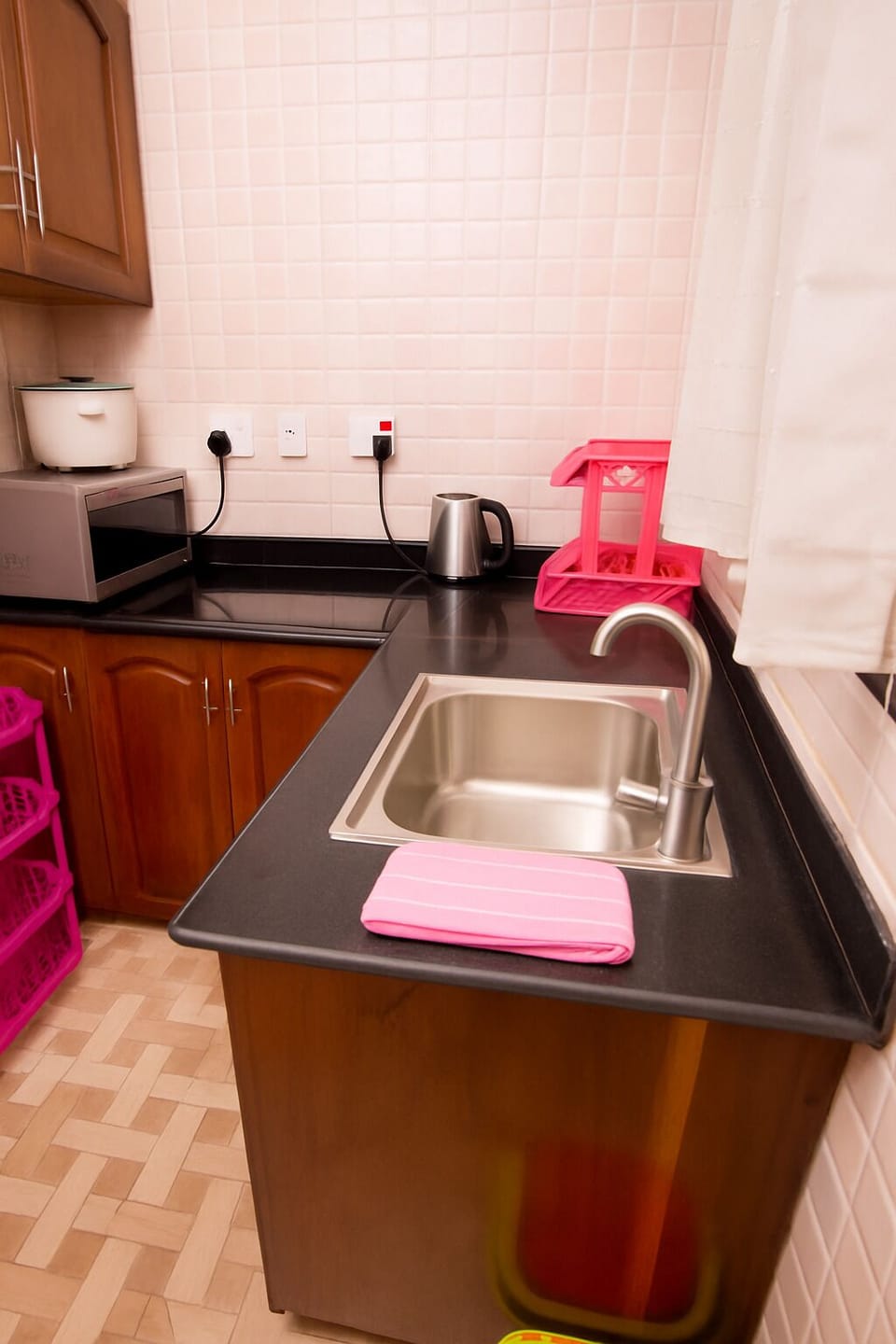 Executive Apartment, 2 Bedrooms | Private kitchen | Fridge, microwave, oven, stovetop