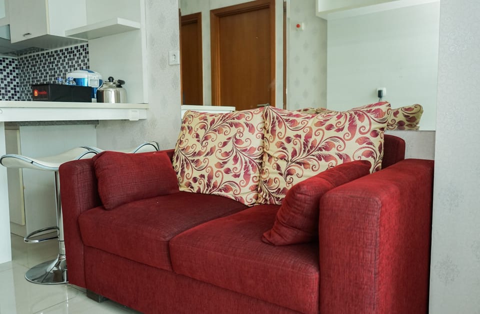 Room | Living area | TV