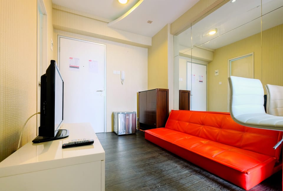 Room | 2 bedrooms, desk, WiFi (free), bed sheets