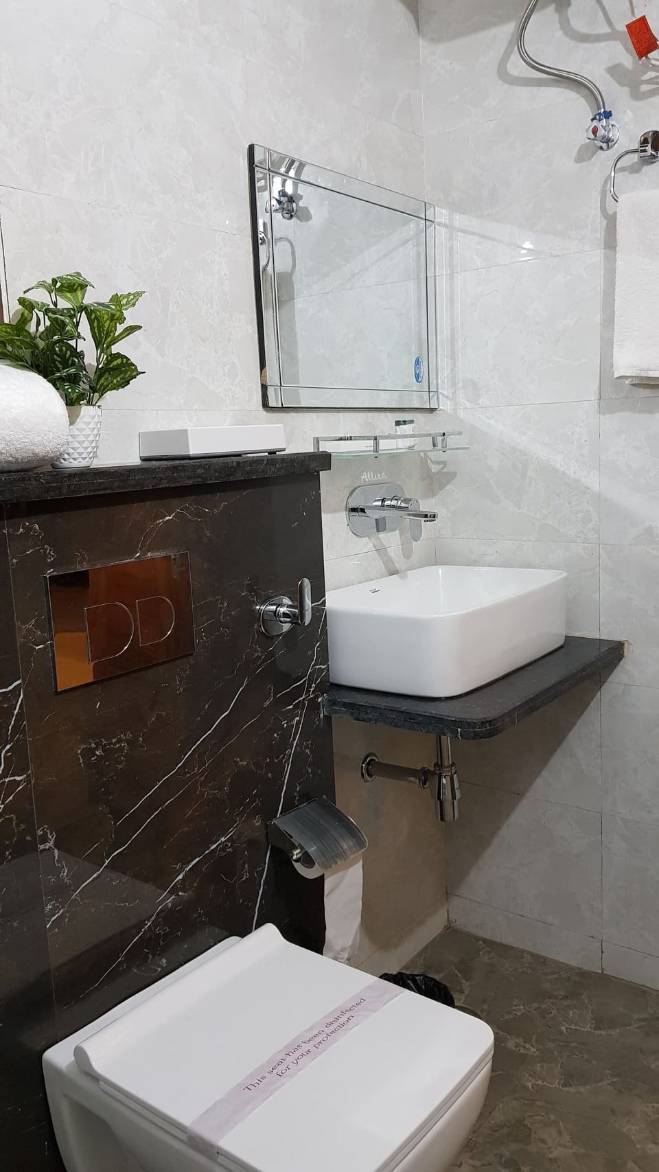 Shower, towels