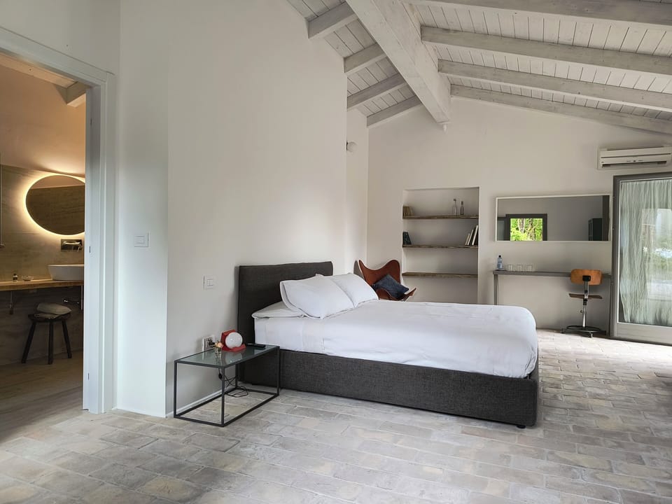 Deluxe Double Room | Premium bedding, down comforters, memory foam beds, in-room safe