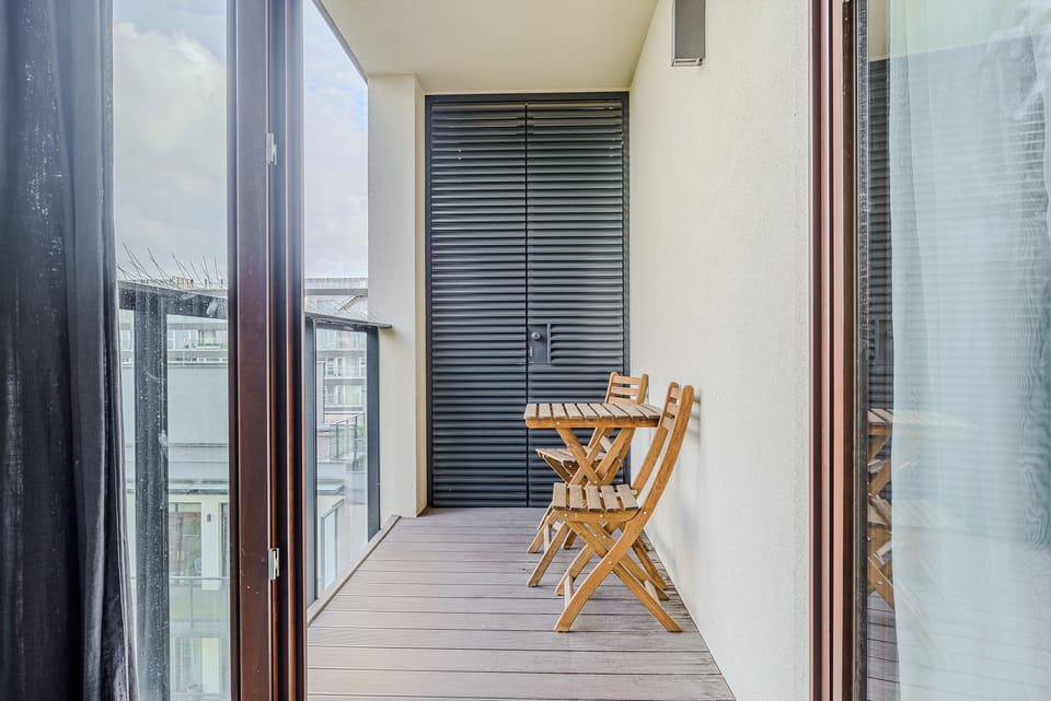 Exclusive Apartment | Balcony