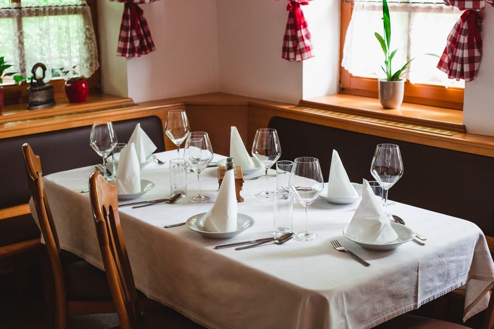 Gostilna Logar Logar Majda s.p. Bed and Breakfast in Slovenia