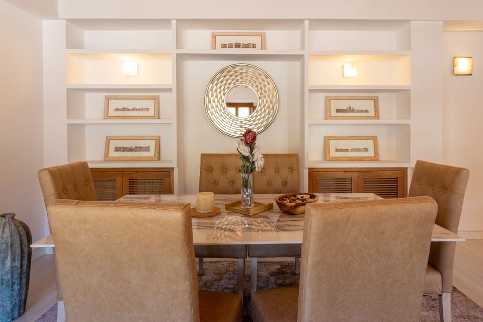Apartment (3 Bedrooms) | Living room | 32-inch TV with cable channels