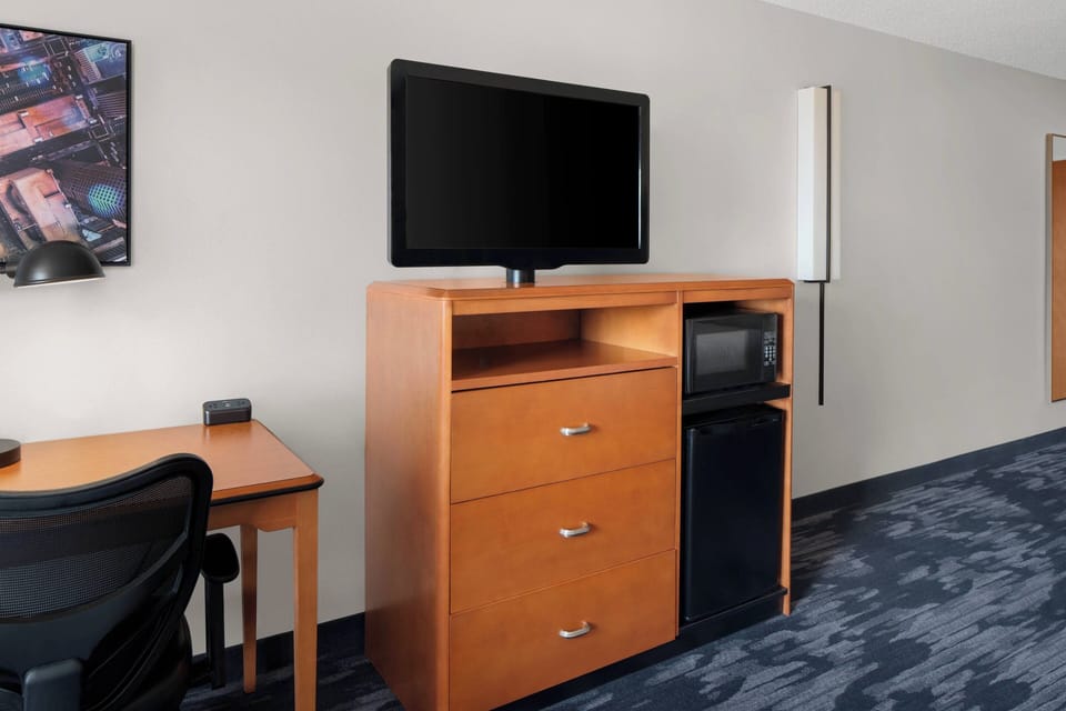 Desk, iron/ironing board, free cribs/infant beds, free WiFi